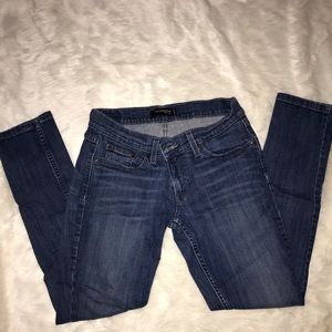 Levi’s 524 Jeans Size 7 s/c Skinny Jean